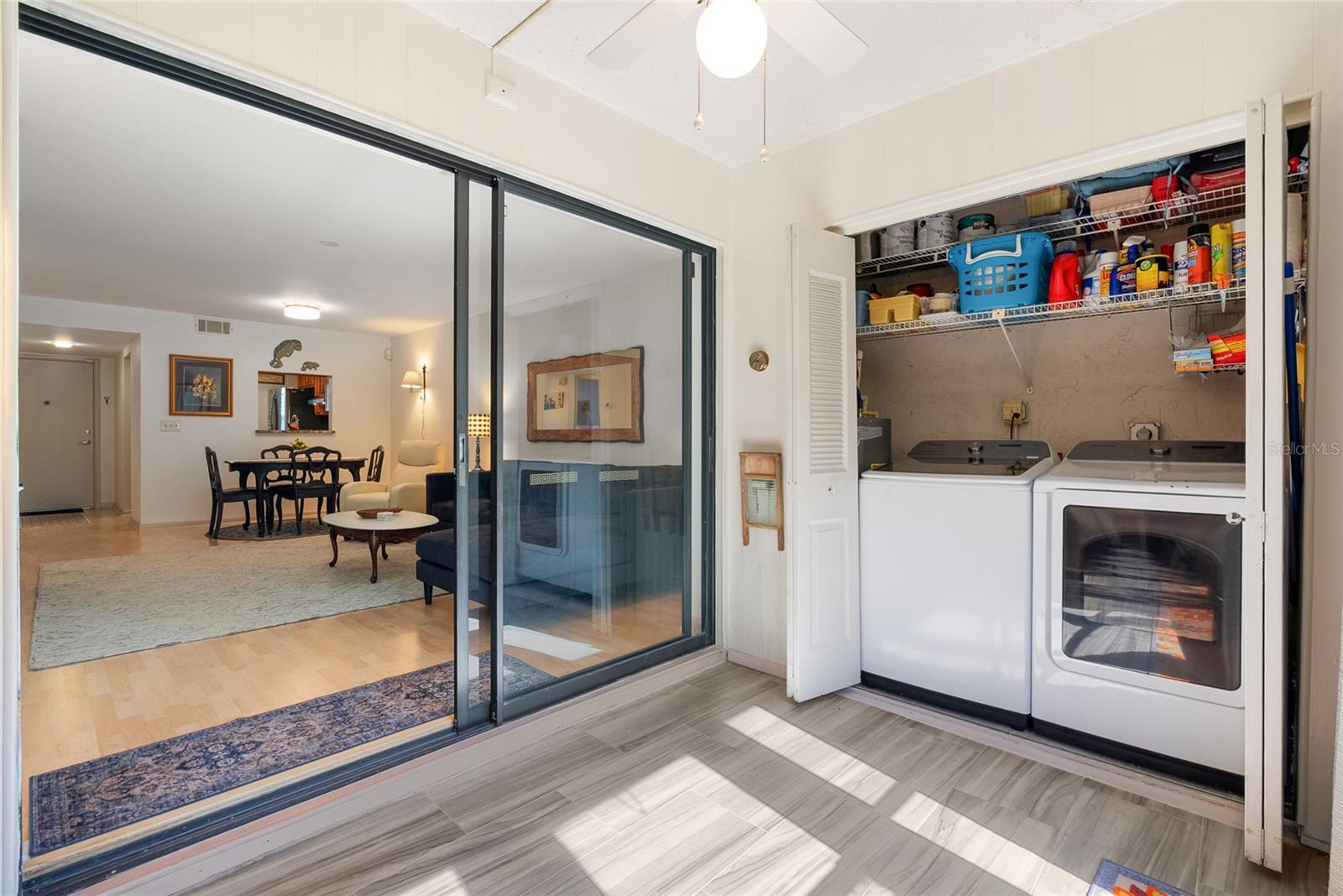 VILLA PLUMOSA CONDO - Residential