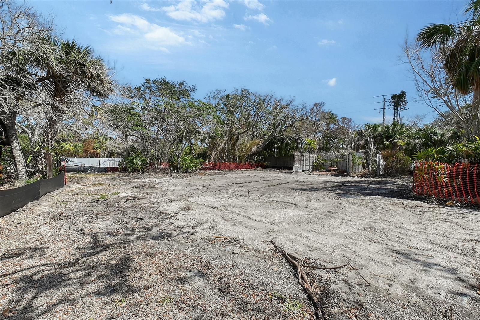 8504 HERON LAGOON CIRCLE