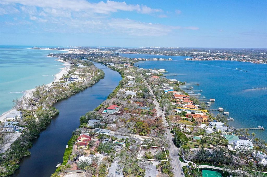 Photo of 8504 Heron Lagoon Circle, Sarasota, FL 34242 (MLS # A4644322)