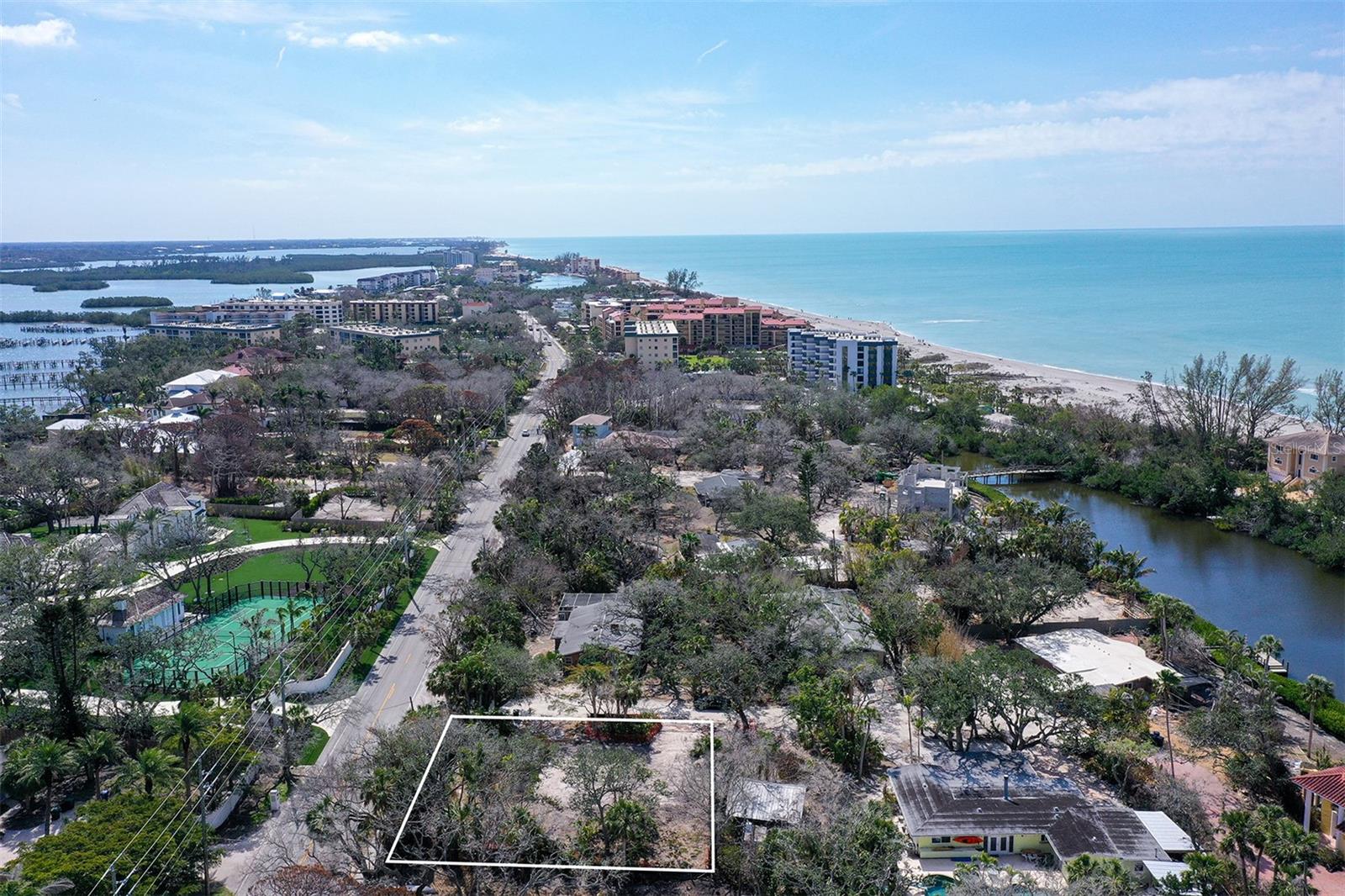 HERON LAGOON LODGES - Land