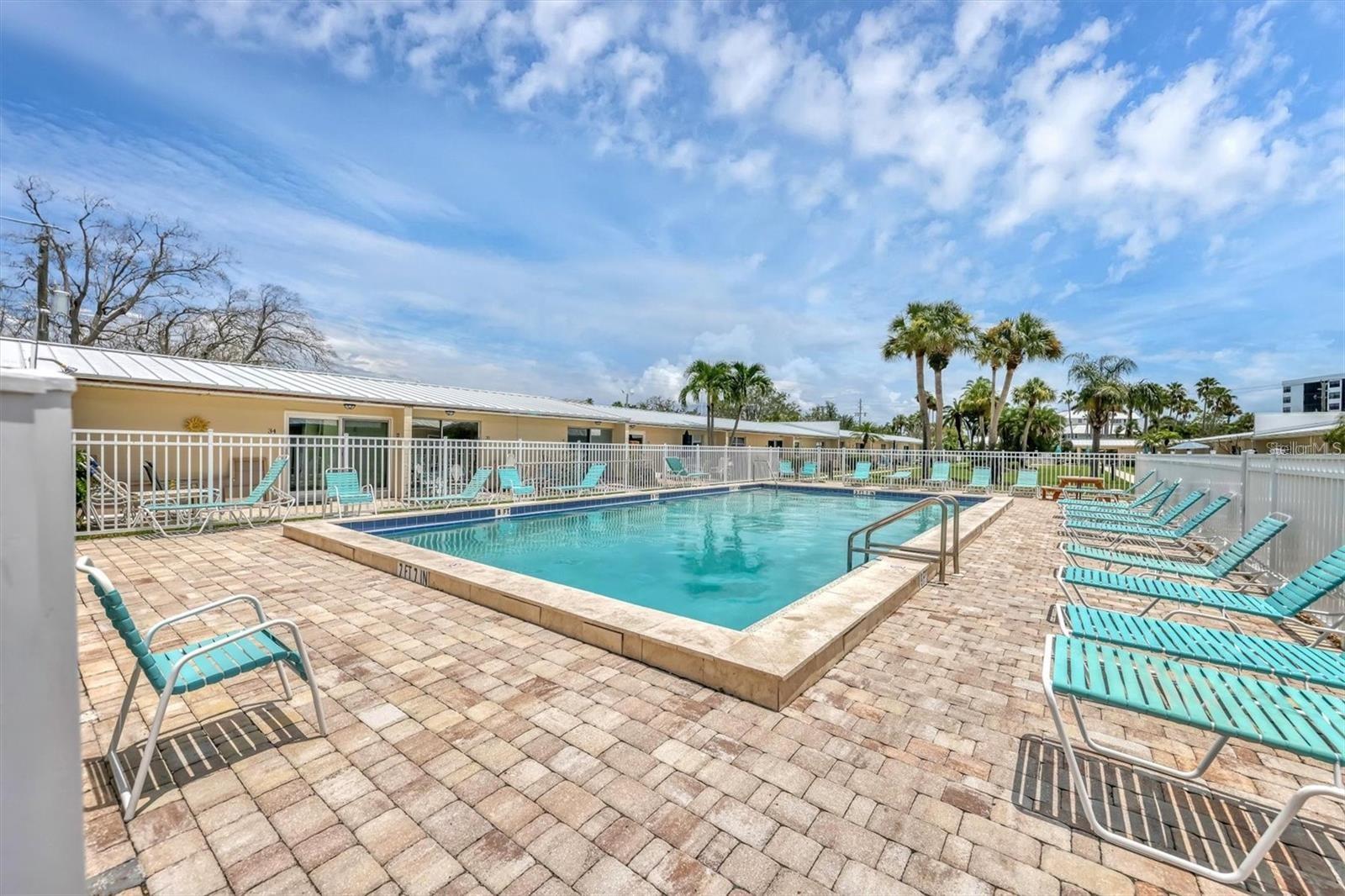 JAMAICA ROYALE - Residential Lease