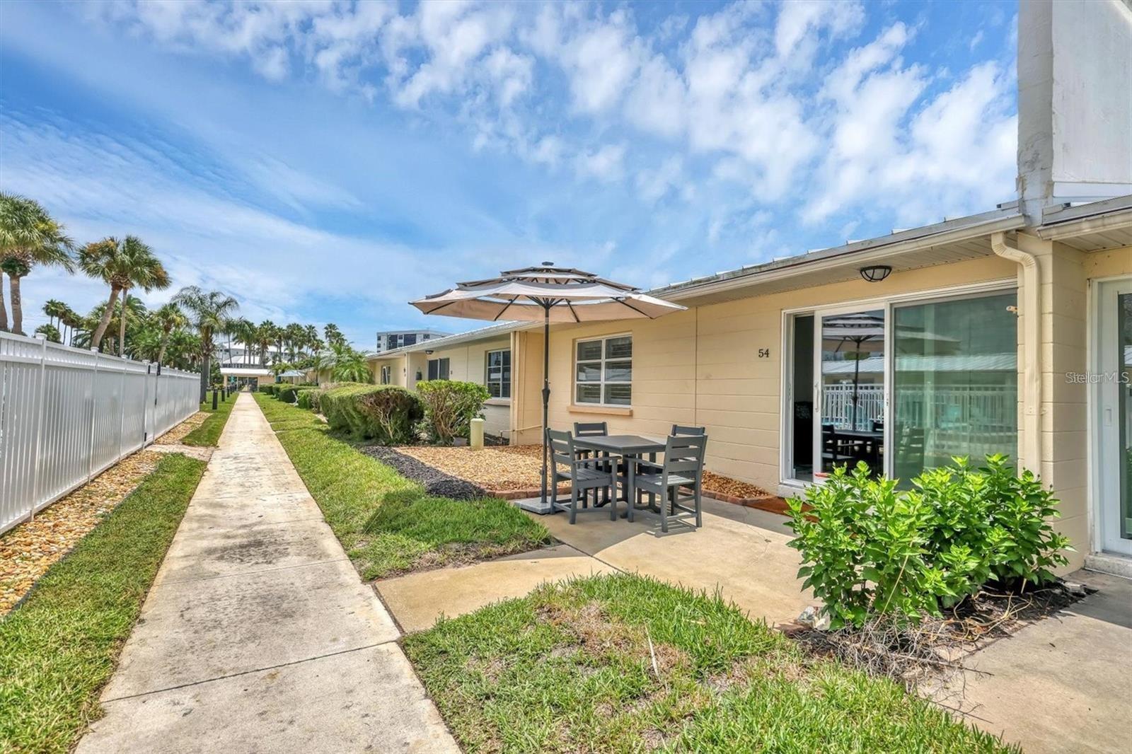 JAMAICA ROYALE - Residential Lease