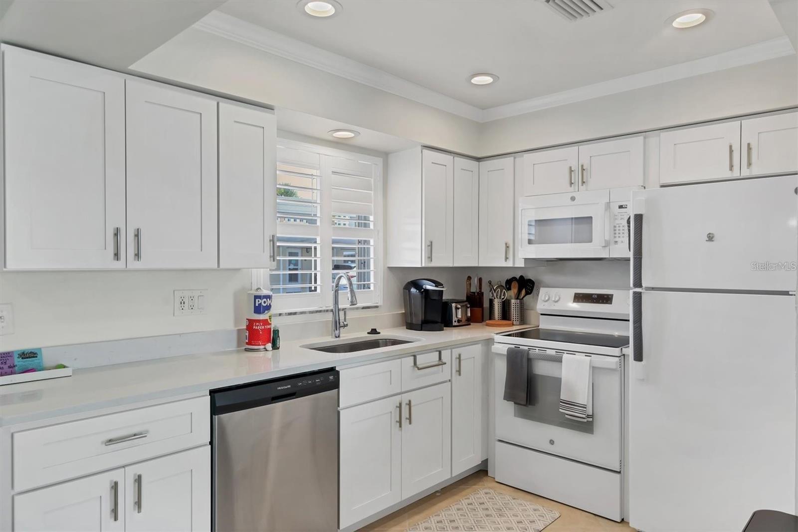 JAMAICA ROYALE - Residential Lease