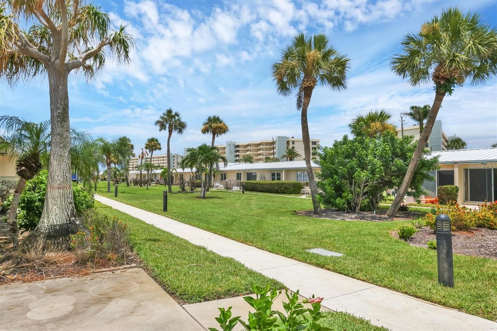 JAMAICA ROYALE - Residential Lease