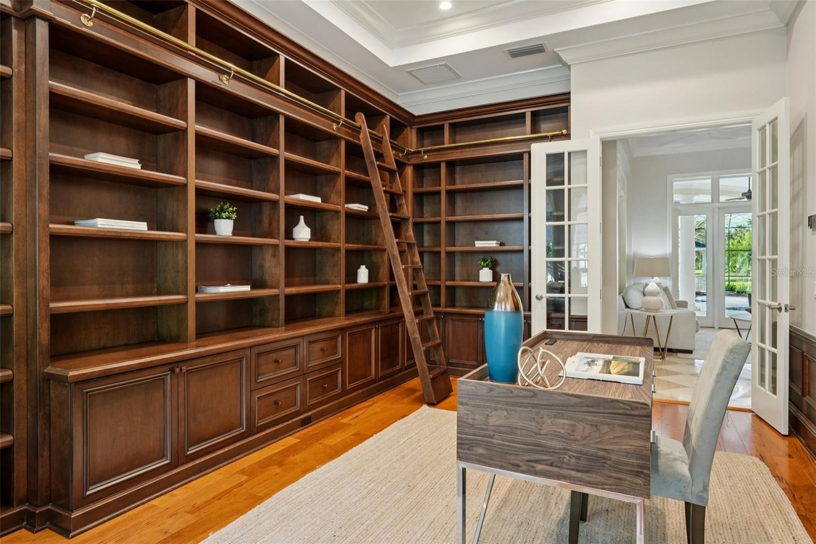 NORTHBRIDGE AT LAKE PRETTY - Residential