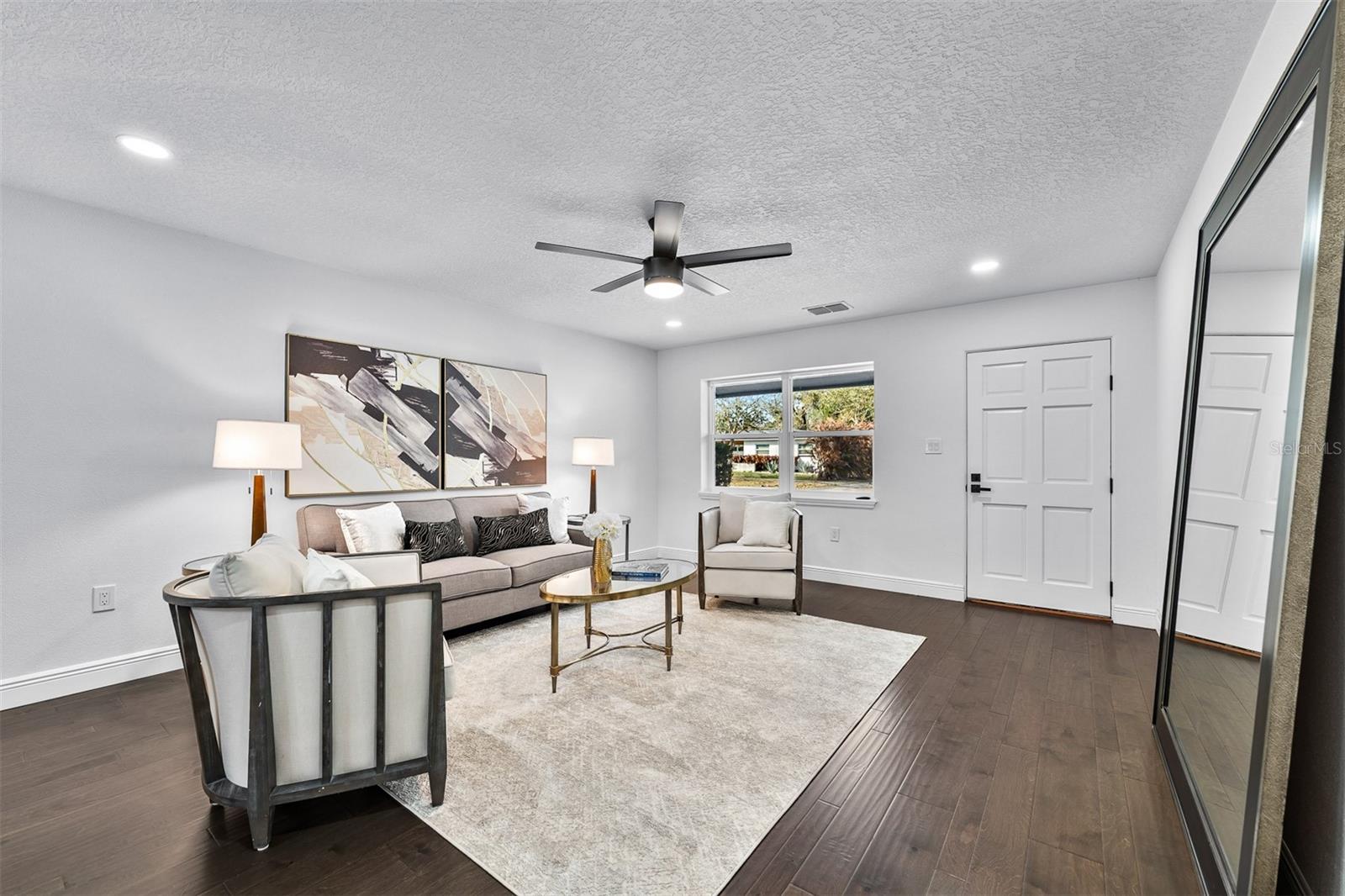 RENAE TERRACE - Residential