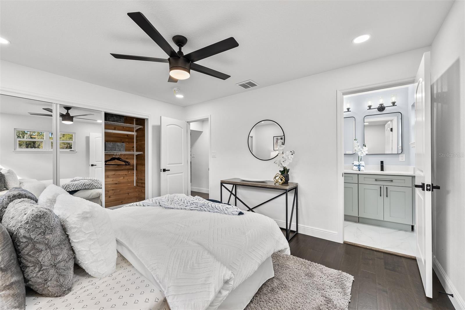 RENAE TERRACE - Residential