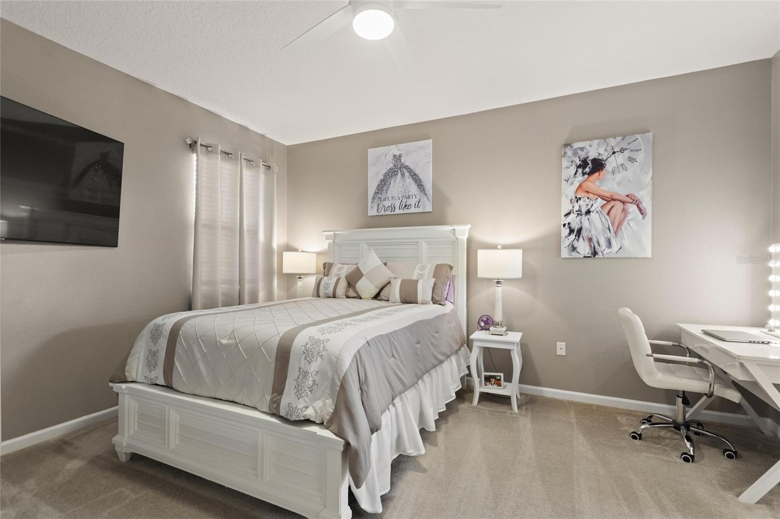 GOLDEN RDG - Residential