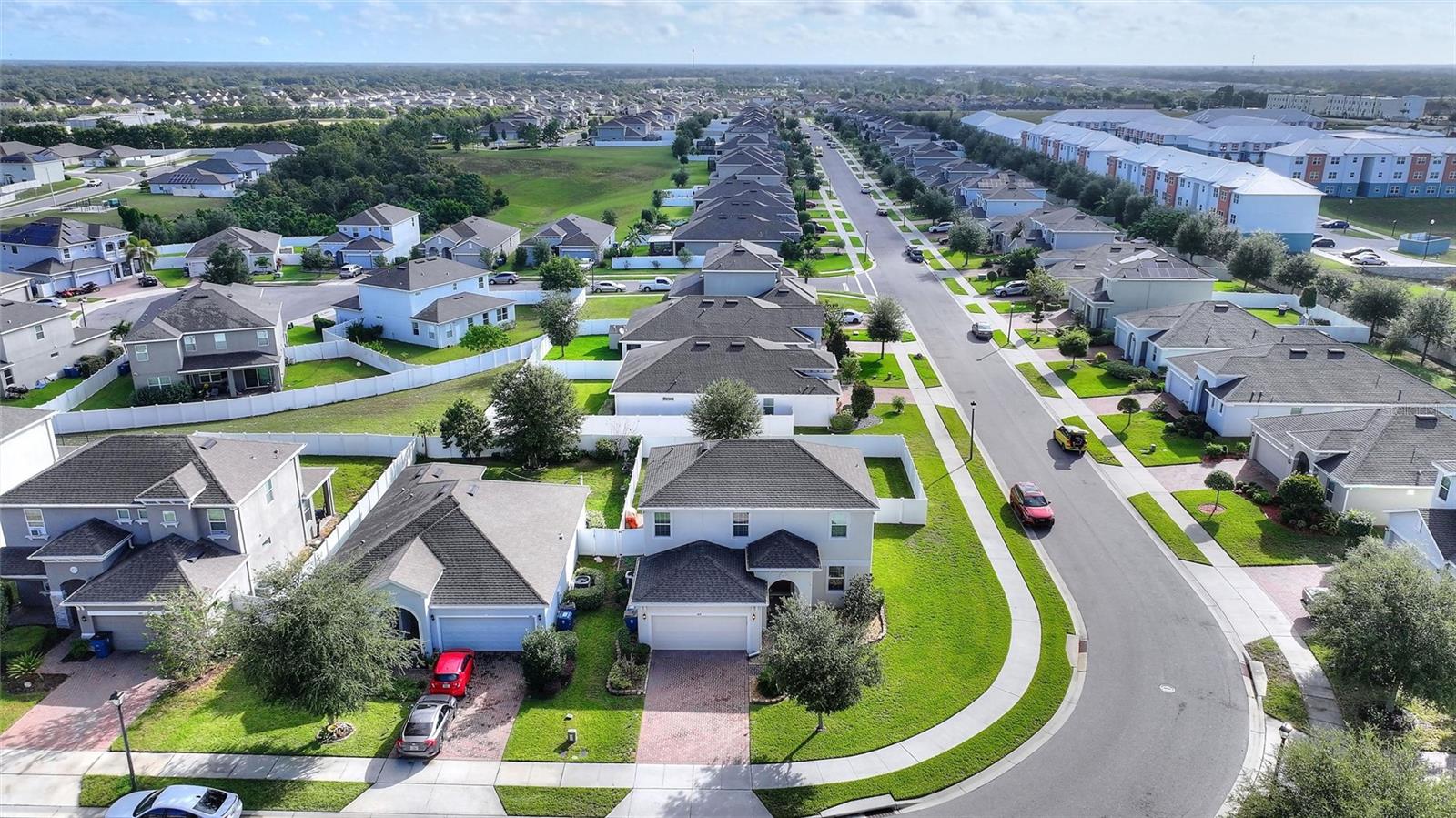 GOLDEN RDG - Residential