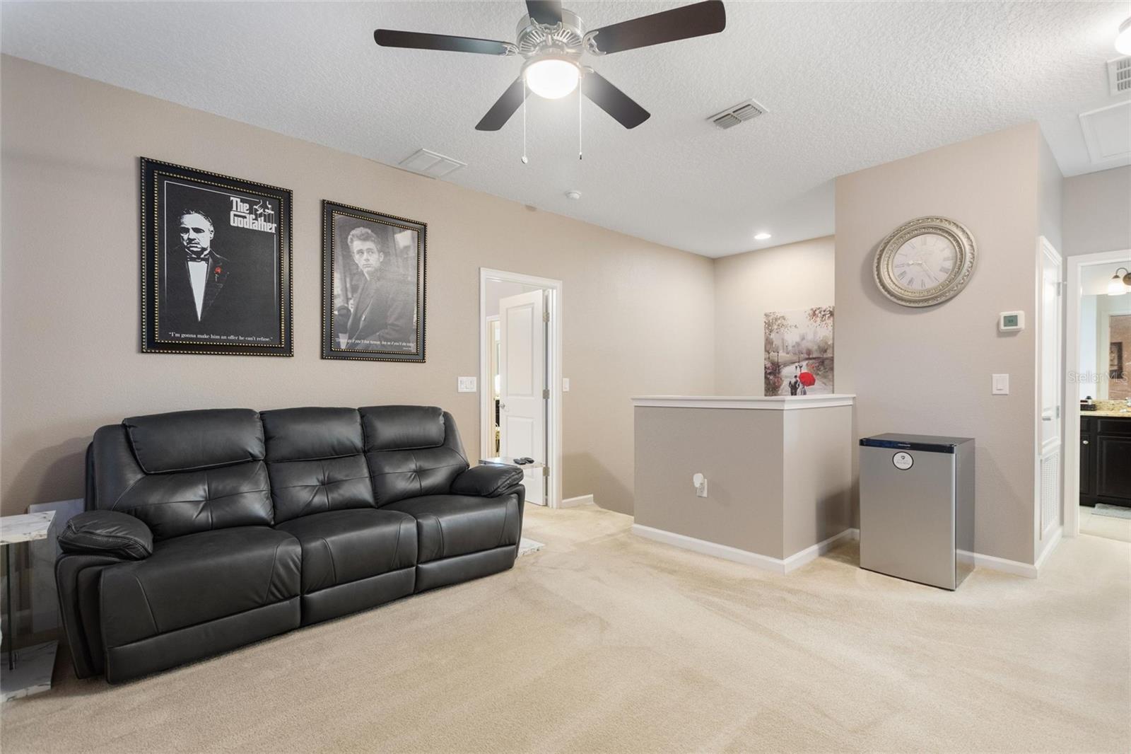 GOLDEN RDG - Residential