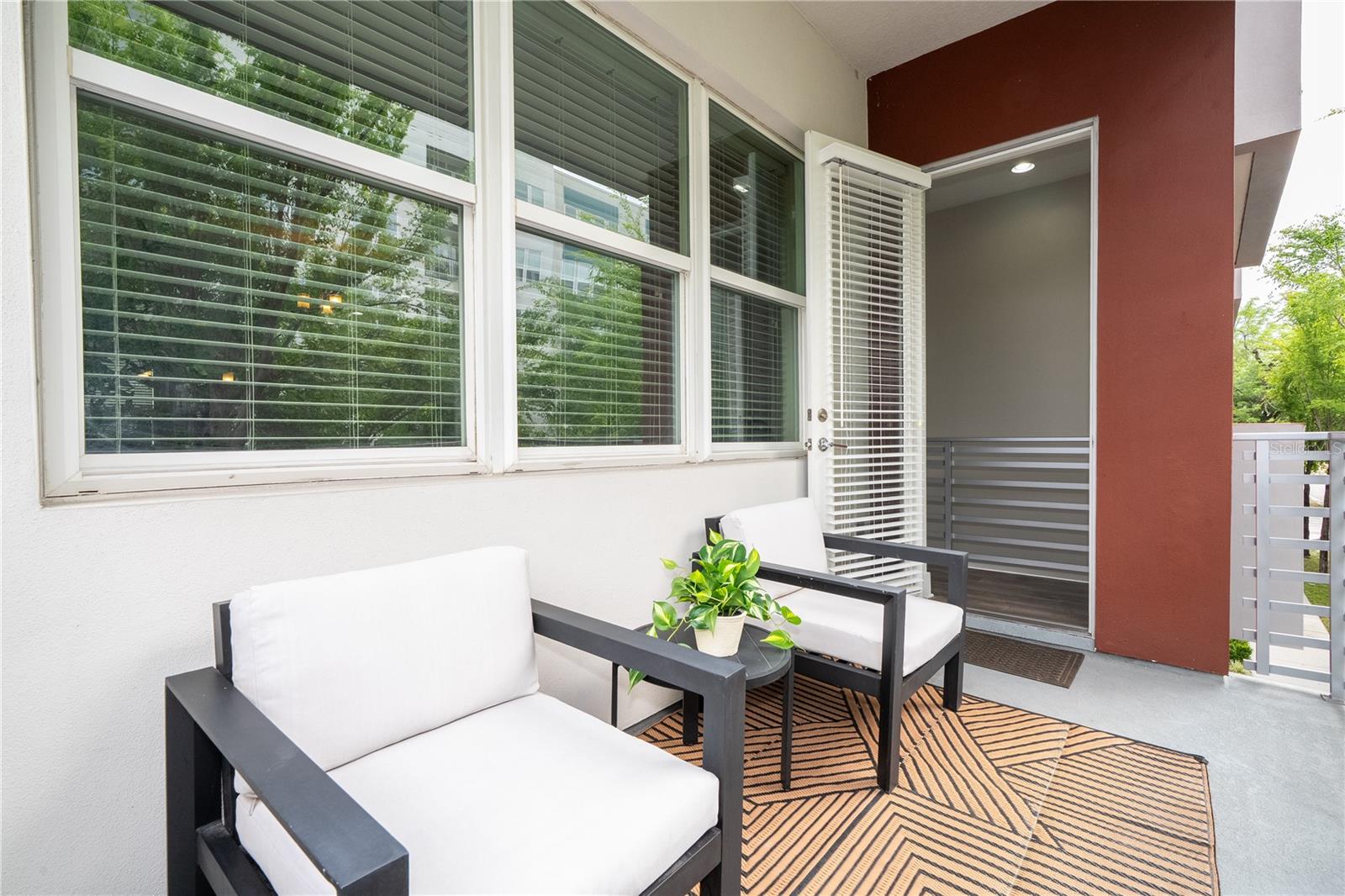 GRANT STREET TWNHMS - Residential