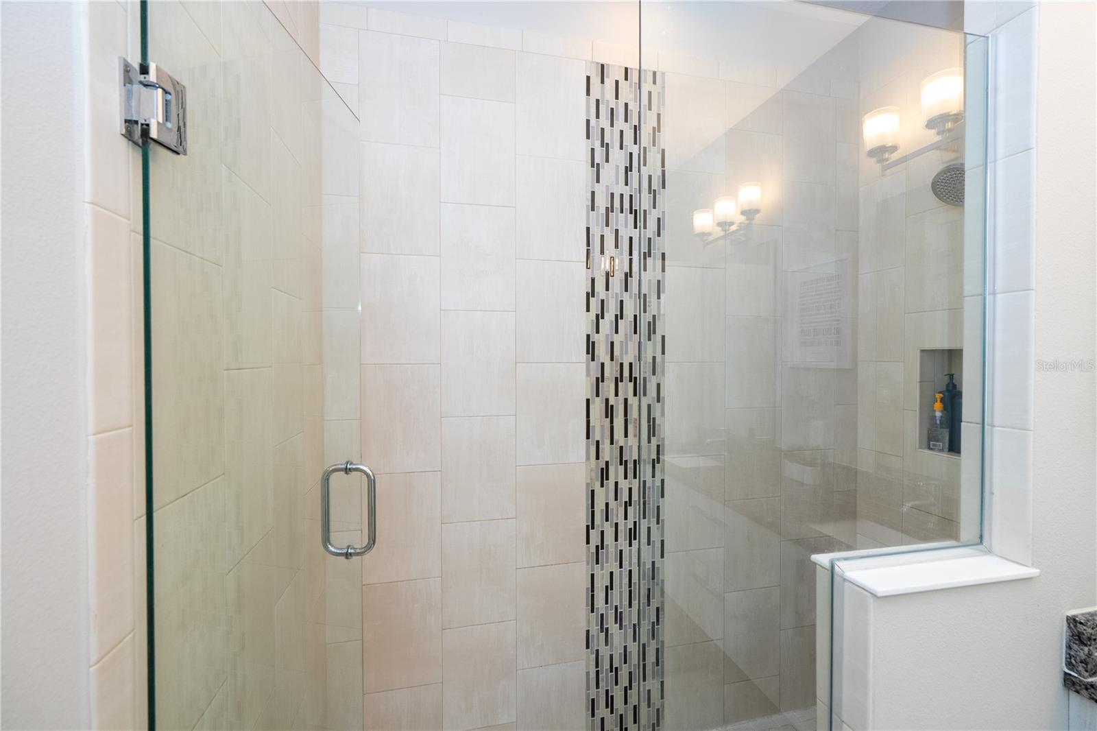 GRANT STREET TWNHMS - Residential