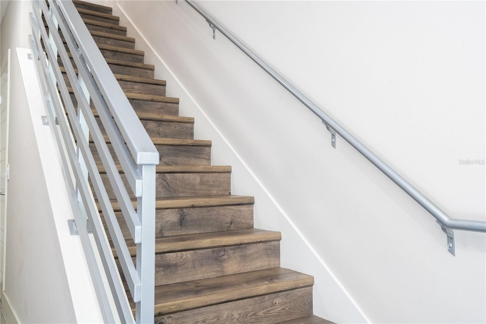 GRANT STREET TWNHMS - Residential