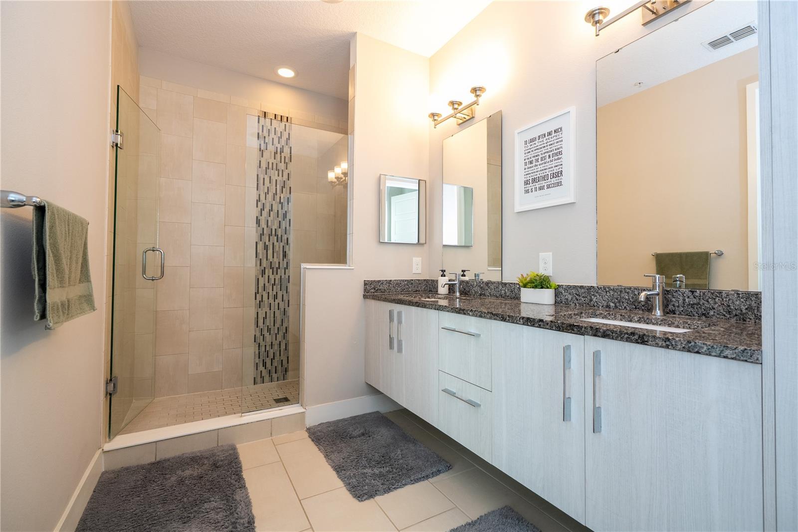 GRANT STREET TWNHMS - Residential