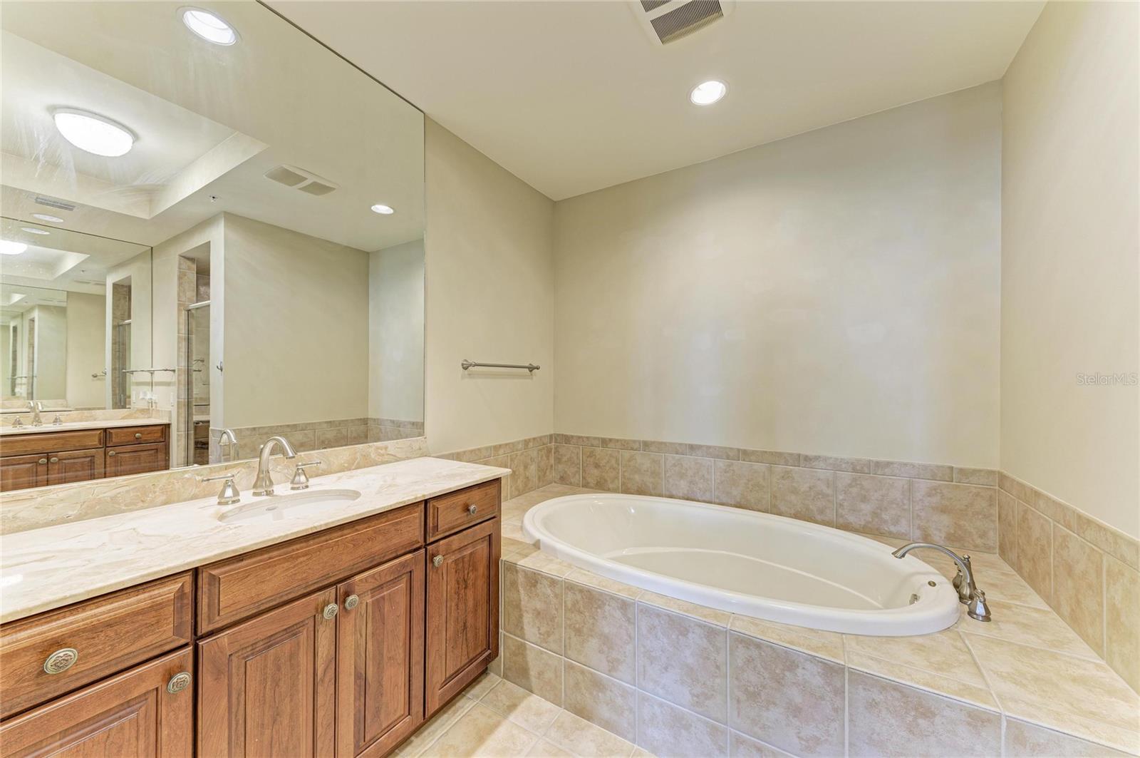 RIVIERA DUNES MARINA CONDO - Residential