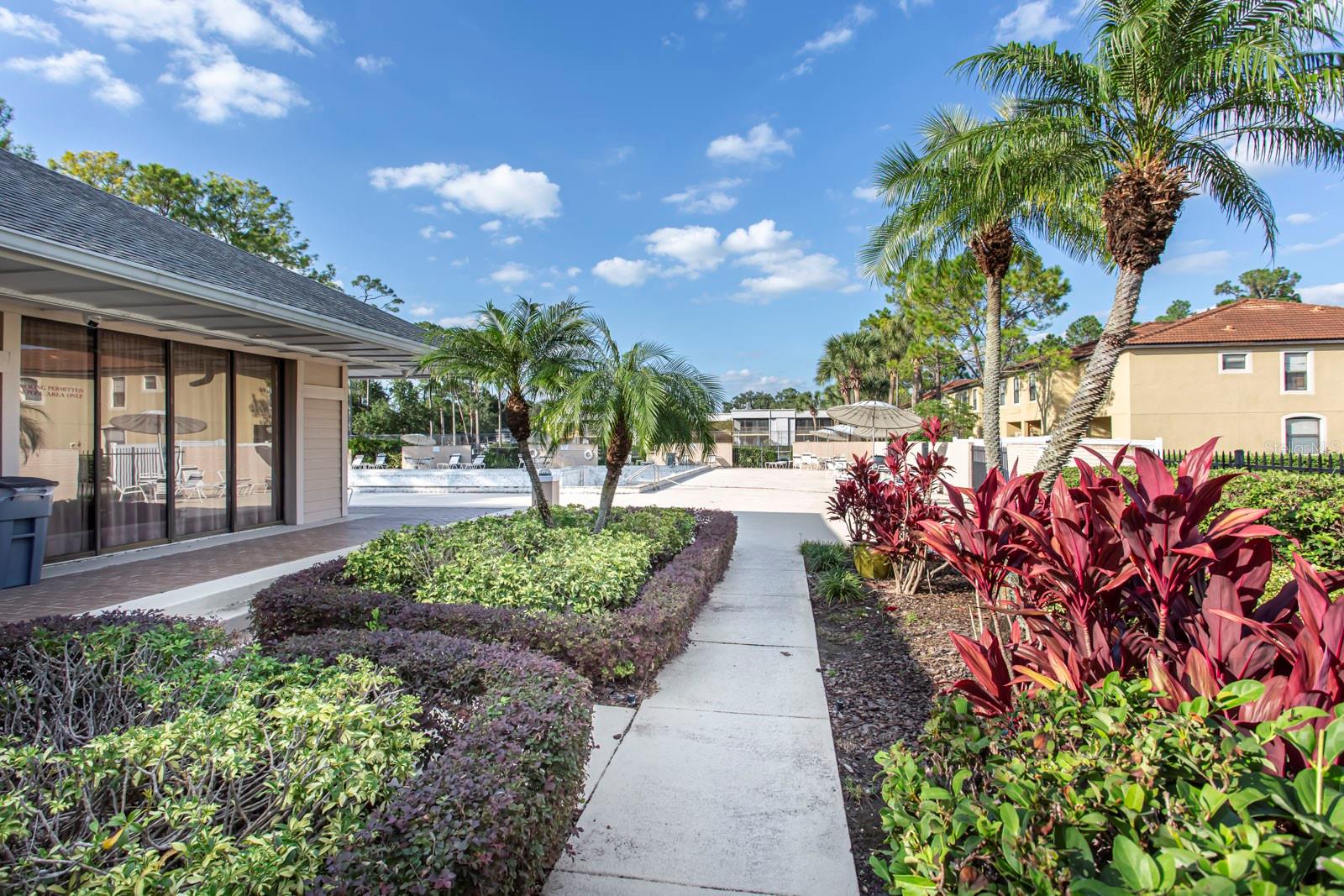 LAKEVIEW CONDO 01 - Residential