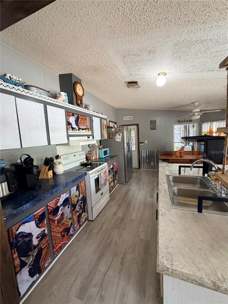 1403 SAINT NICHOLAS AVENUE