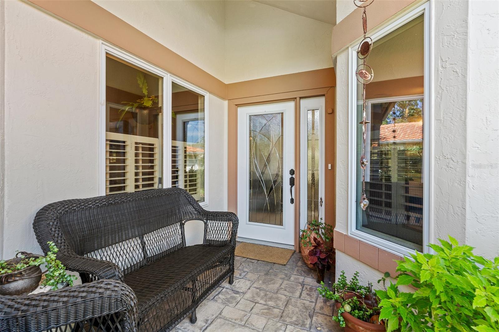 410 LONG COVE COURT