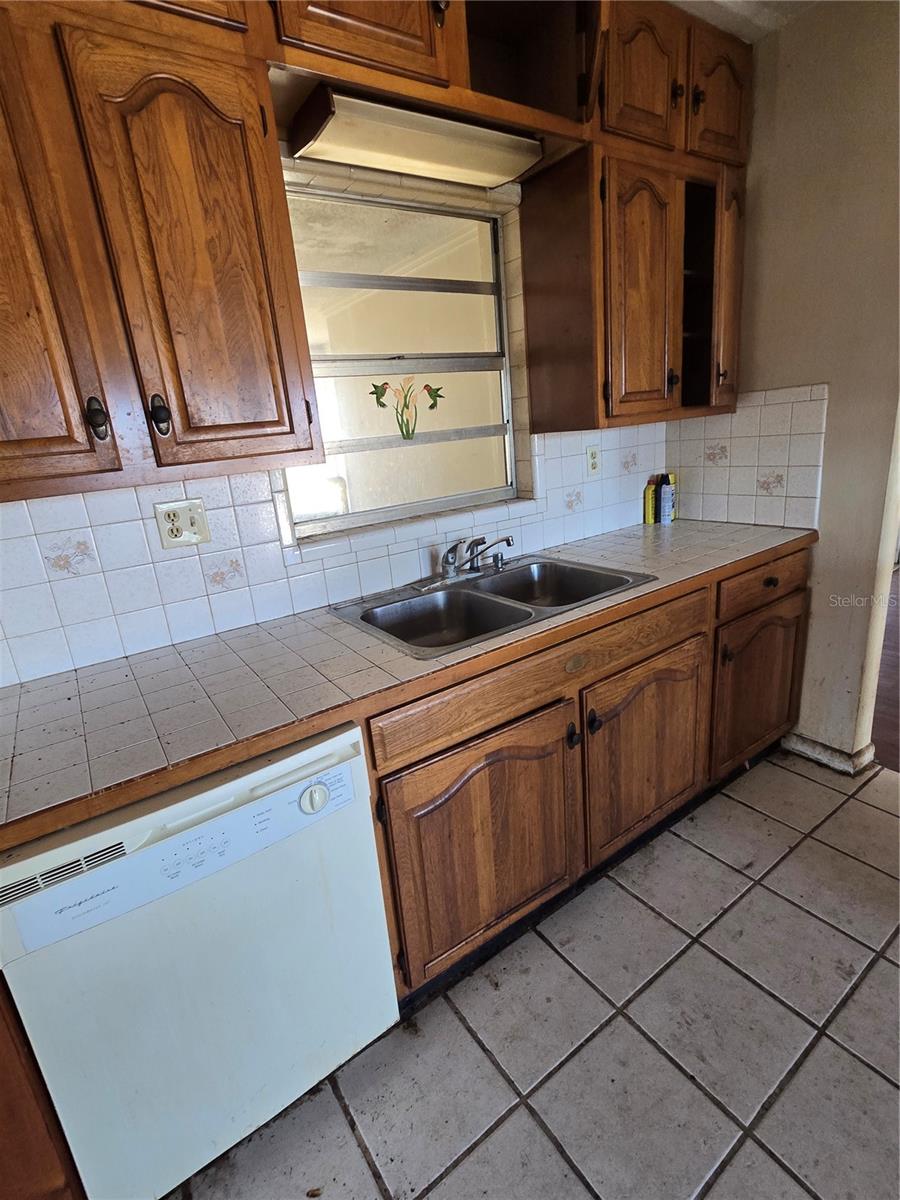 LUCYMAR 2ND ADD - Residential