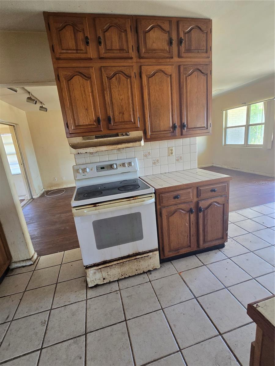 LUCYMAR 2ND ADD - Residential