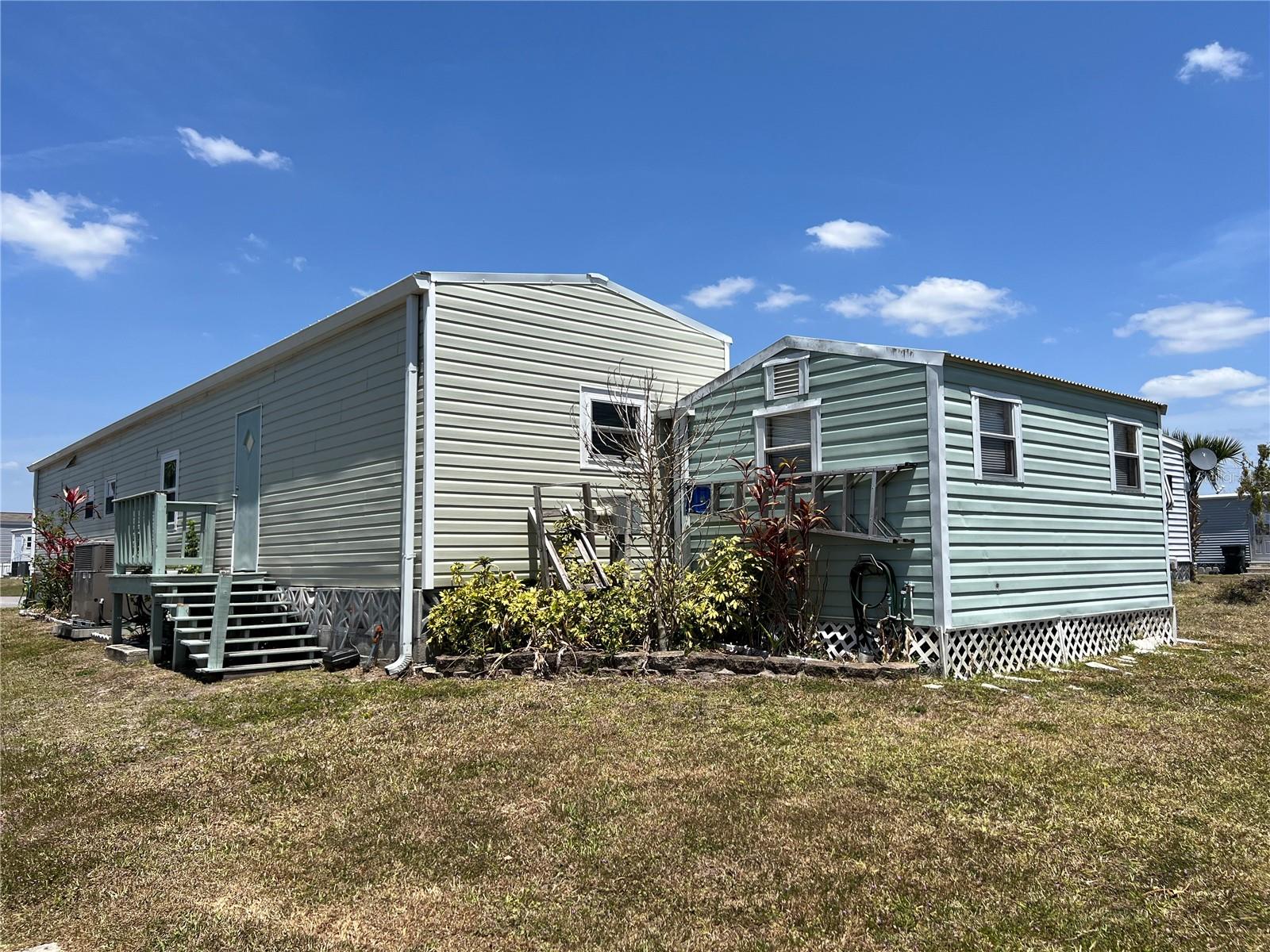 6765 LAUREL COURT