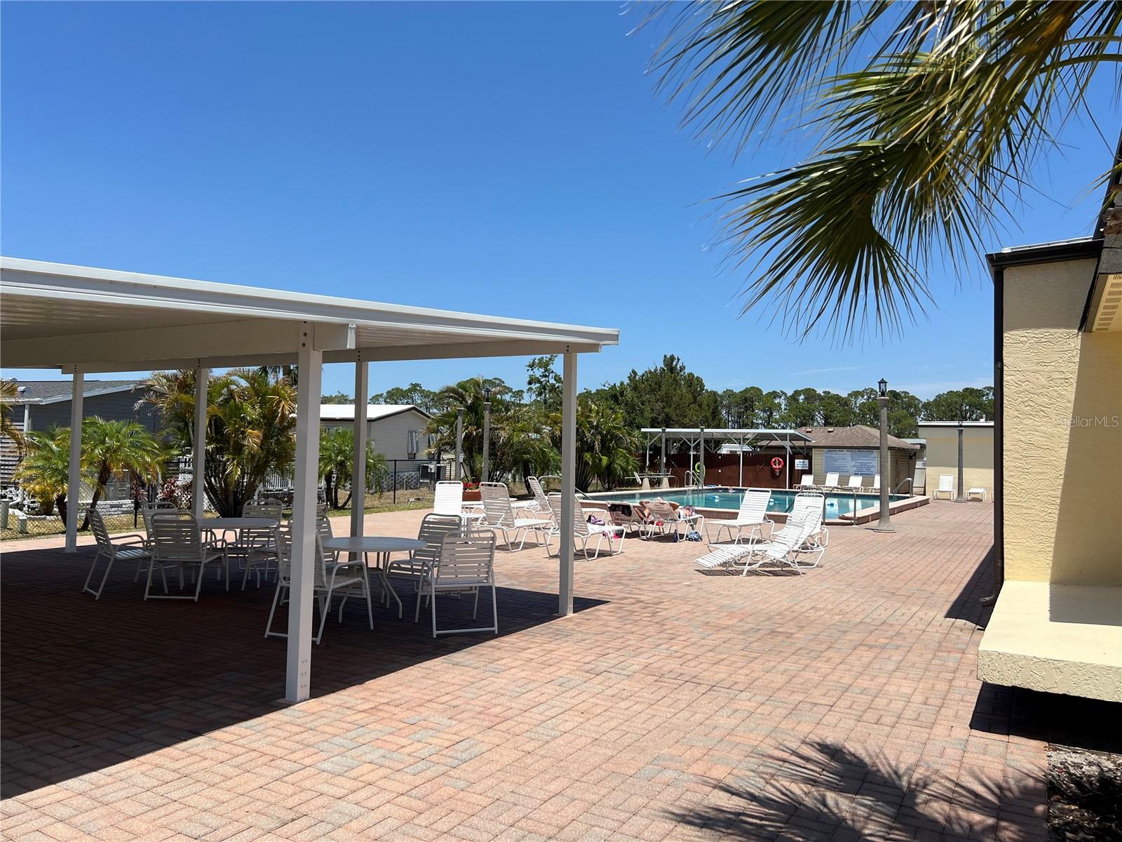 HOLIDAY PARK - Residential
