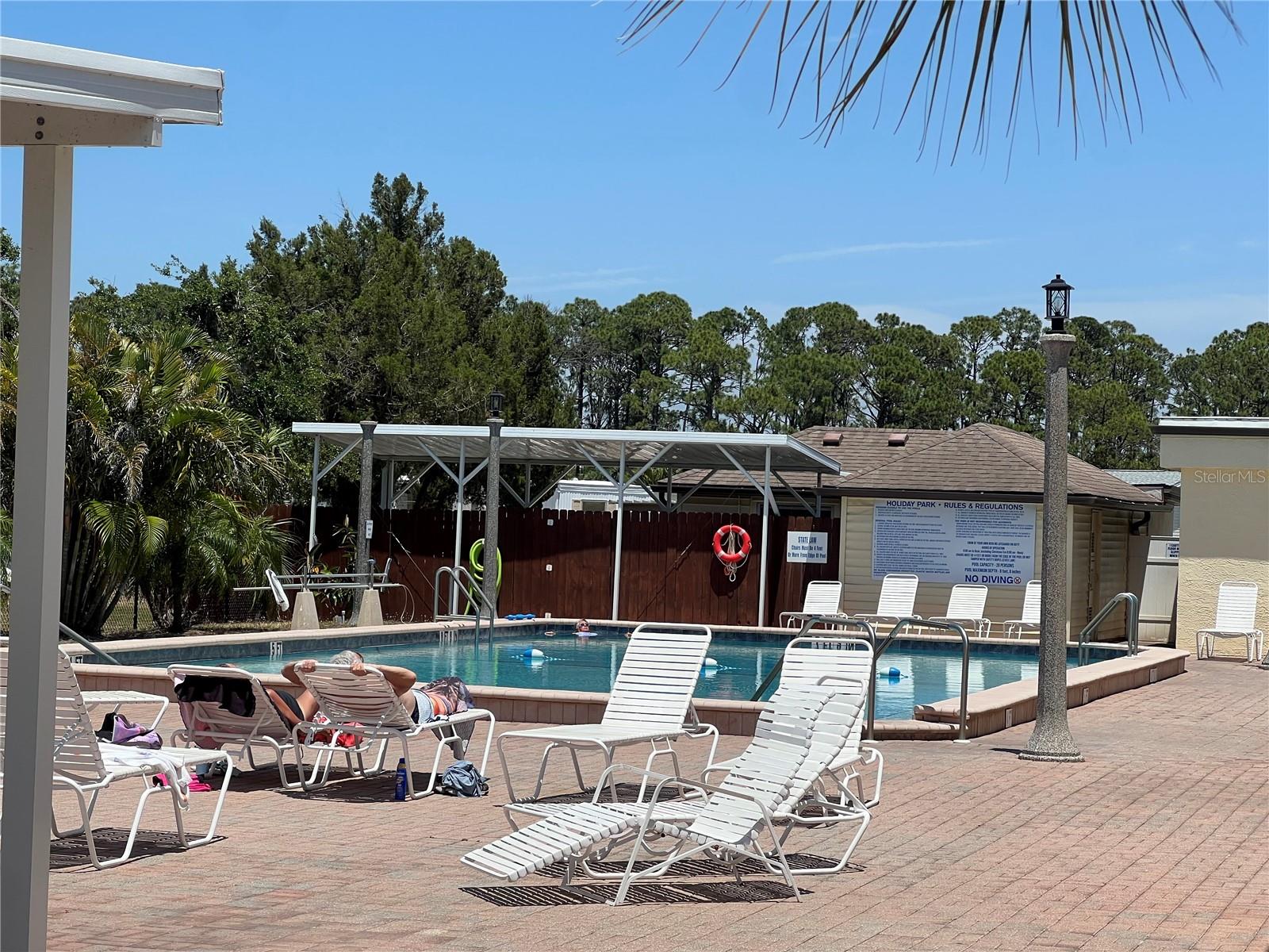 HOLIDAY PARK - Residential