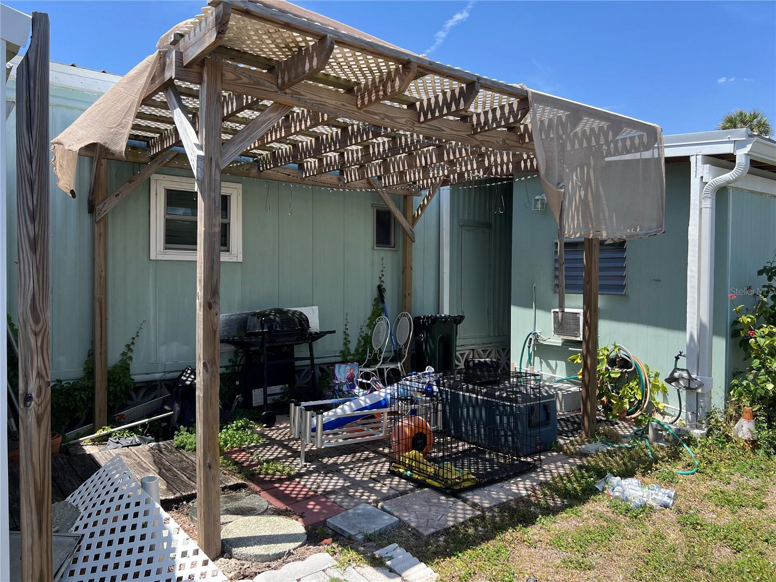 HOLIDAY PARK - Residential