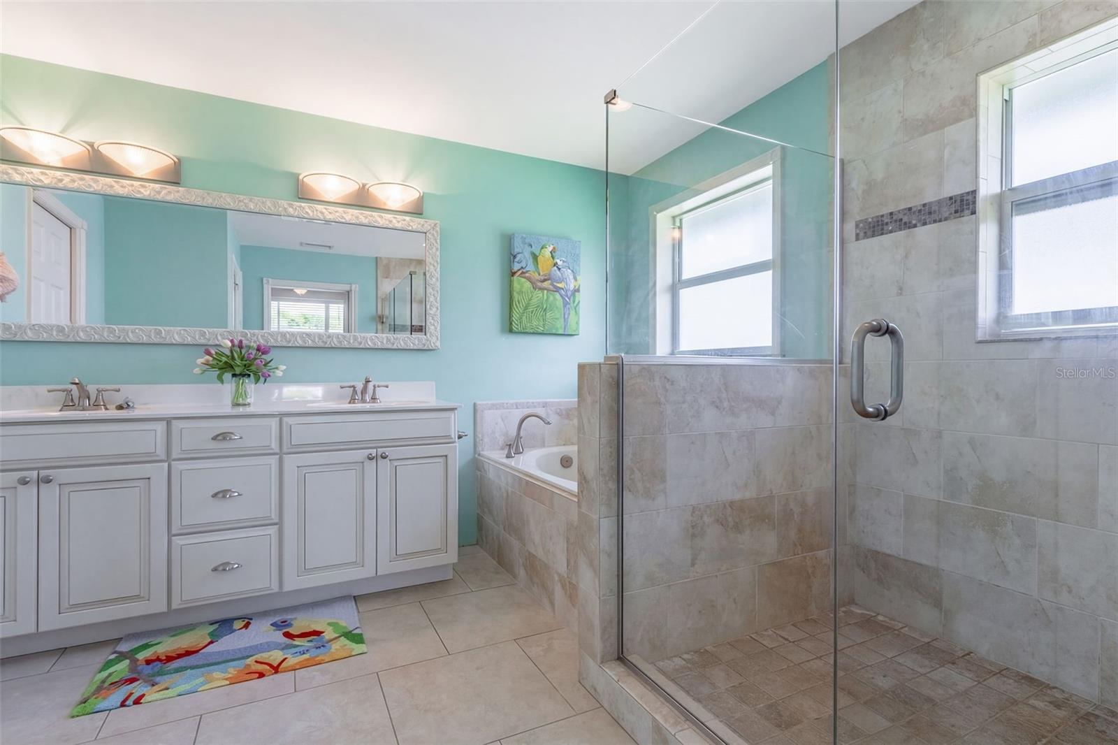 ISLE PINES - Residential