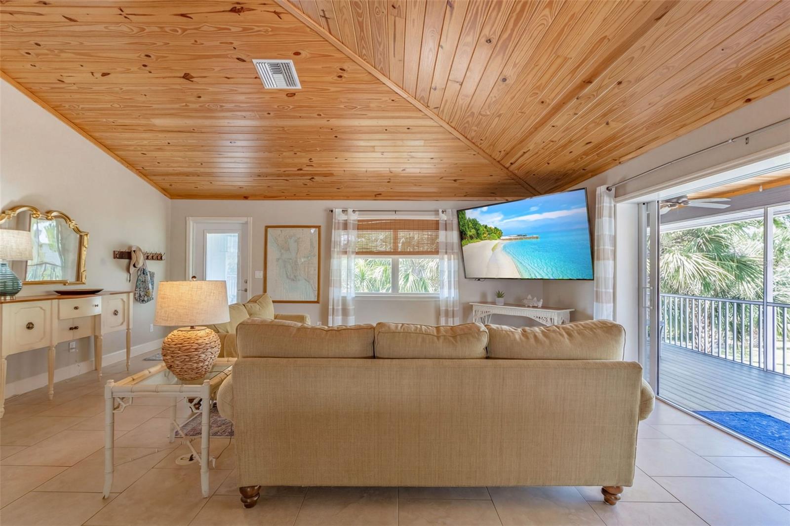 ISLE PINES - Residential