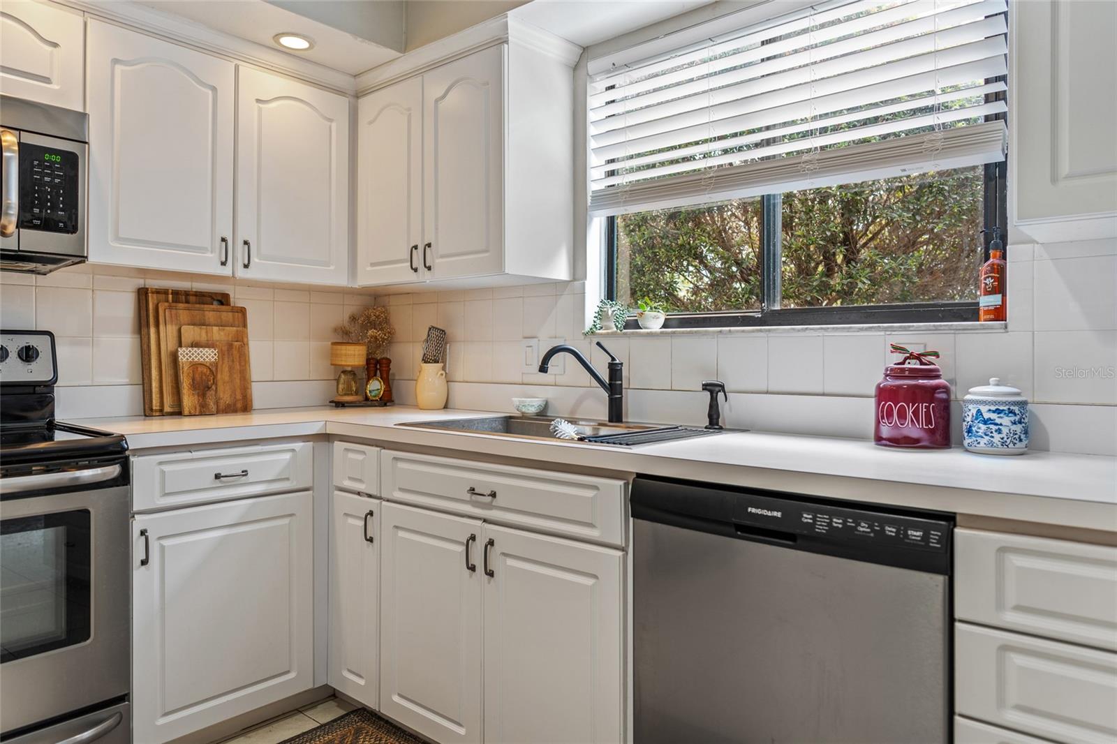 BAY LAGOON UNIT 1 - Residential