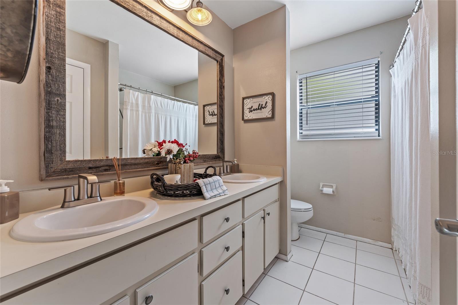 BAY LAGOON UNIT 1 - Residential