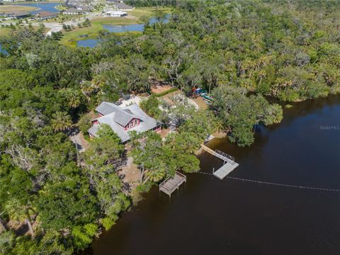 A home in PARRISH