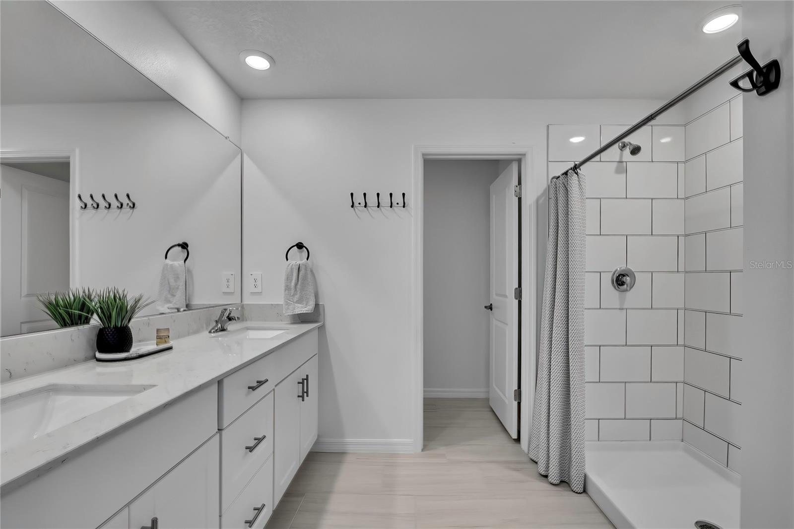 ANGELINE - Residential