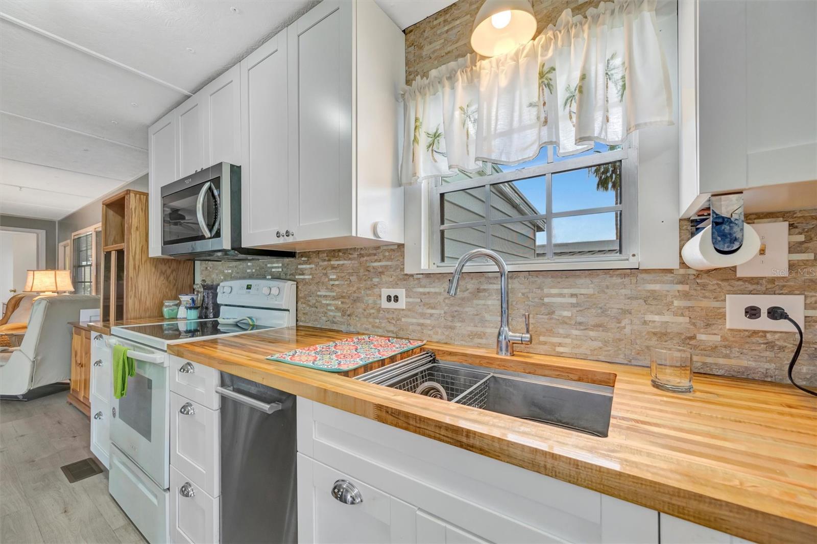 CARIBBEAN ISLES RESIDENTIAL CO - Residential