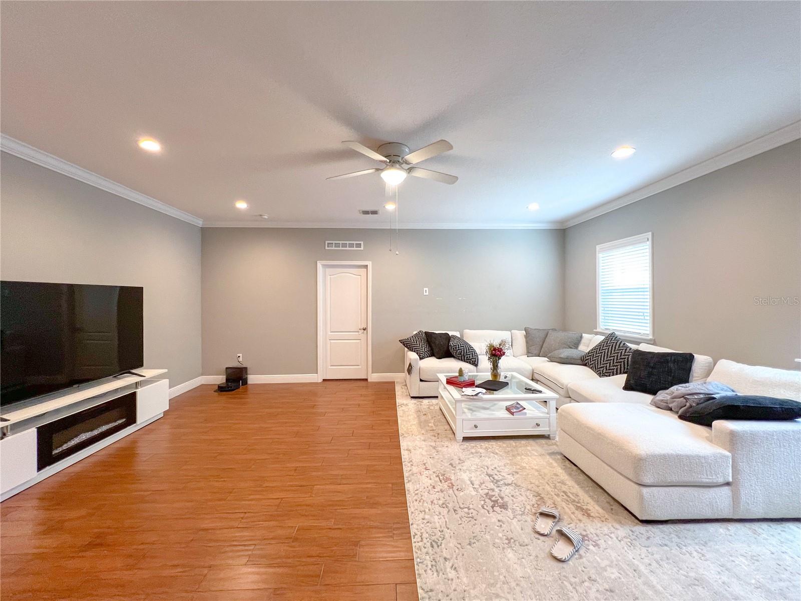 NEWBERRY CORNERS PH 1B - Residential Lease
