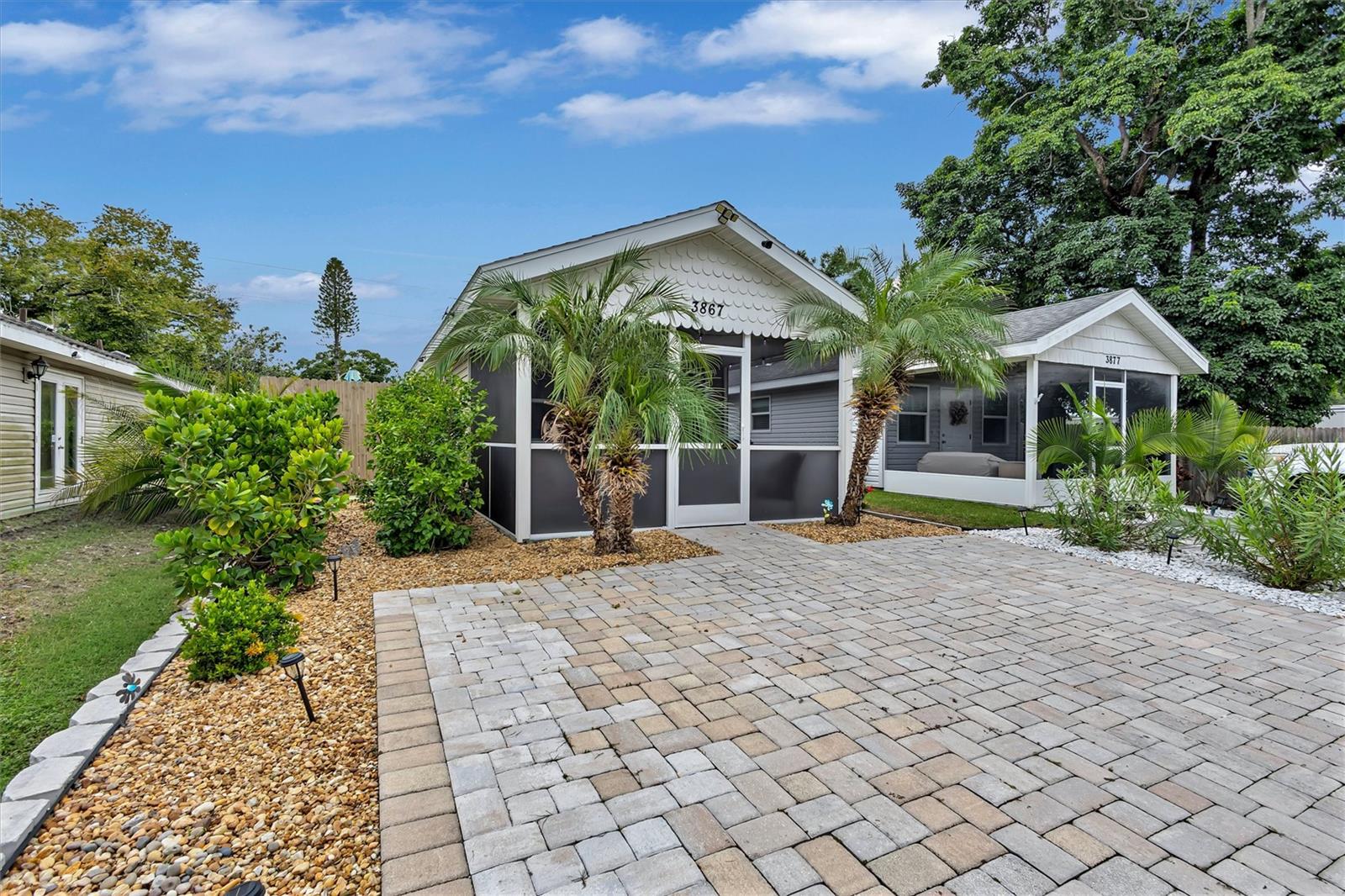 3867 ALMOND AVENUE, SARASOTA, FL, 34234 3 3867 ALMOND AVENUE