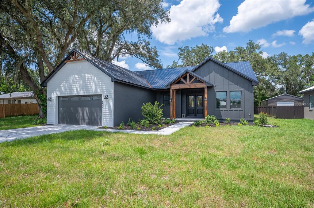Photo of 2411 Old Medulla Road, Lakeland, FL 33811 (MLS # L4962029)