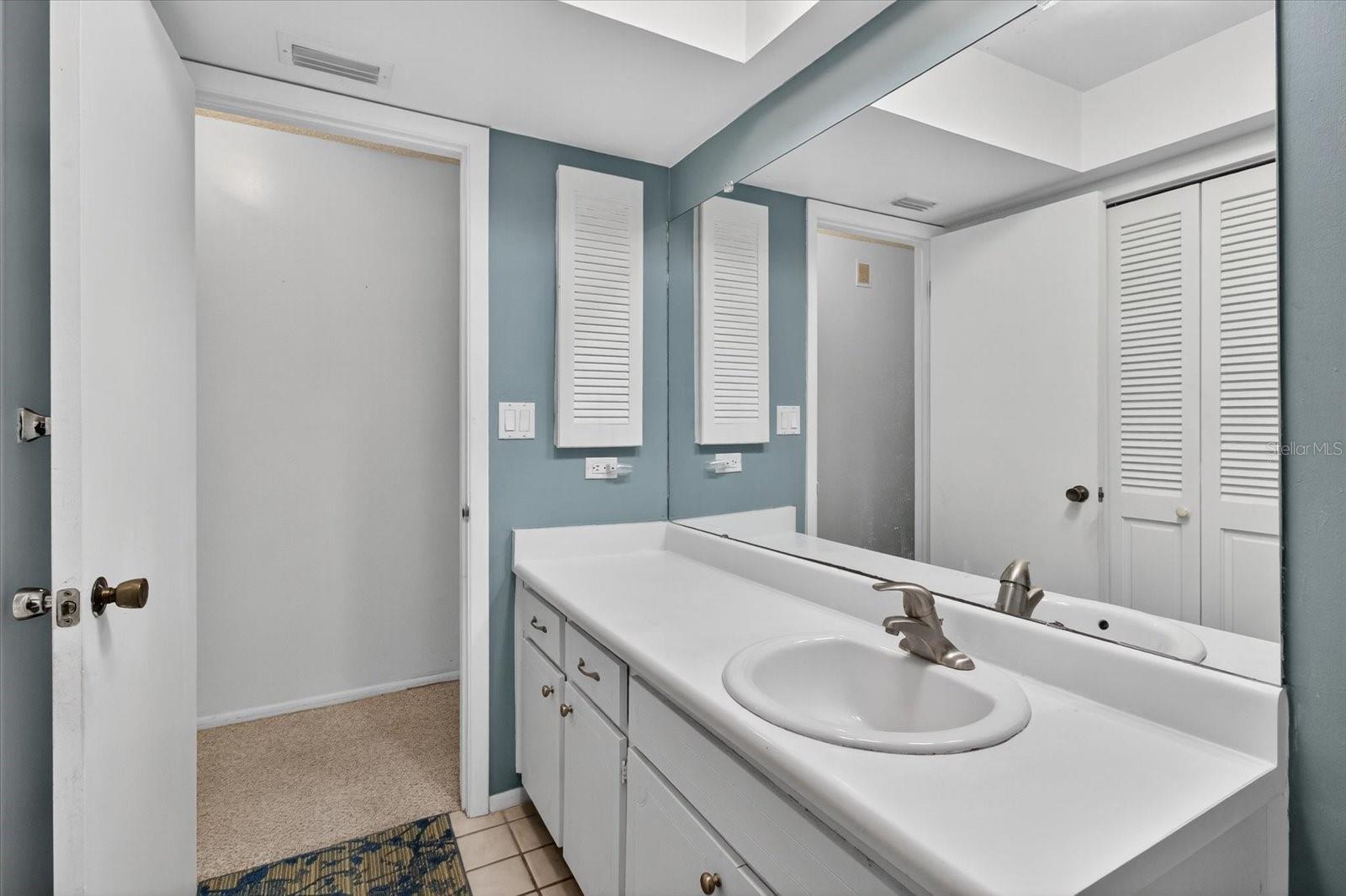 HIGHLAND LAKES CONDO - Residential