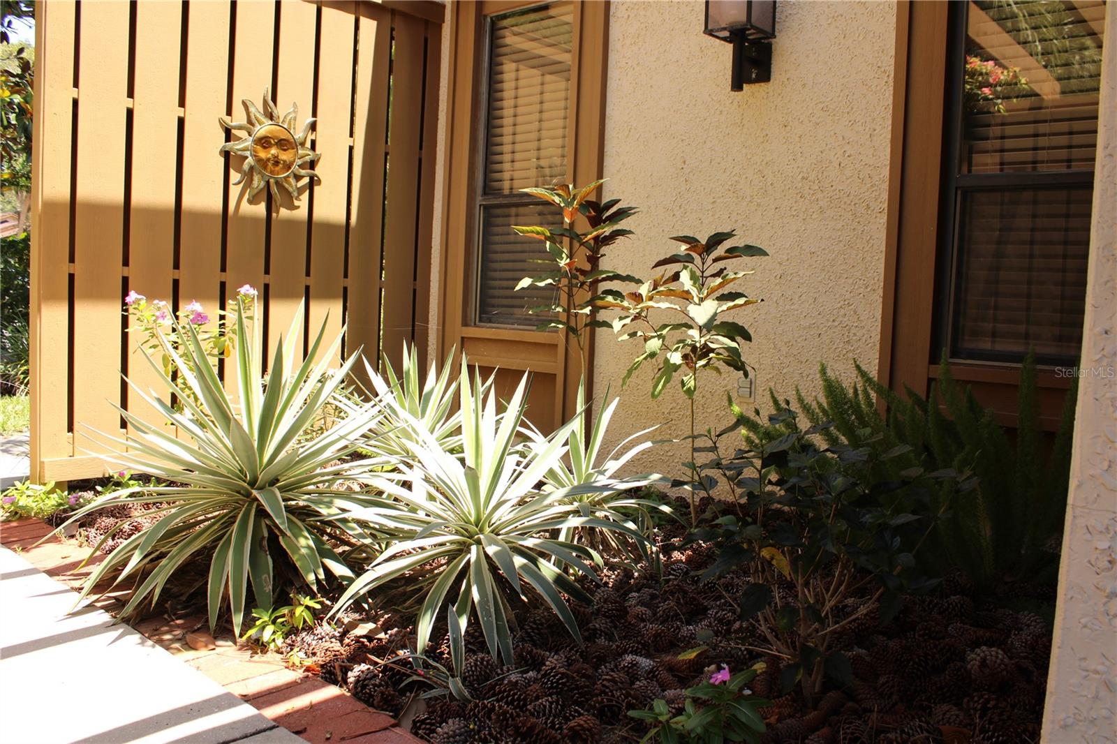 PINE BAY FOREST - Residential Lease