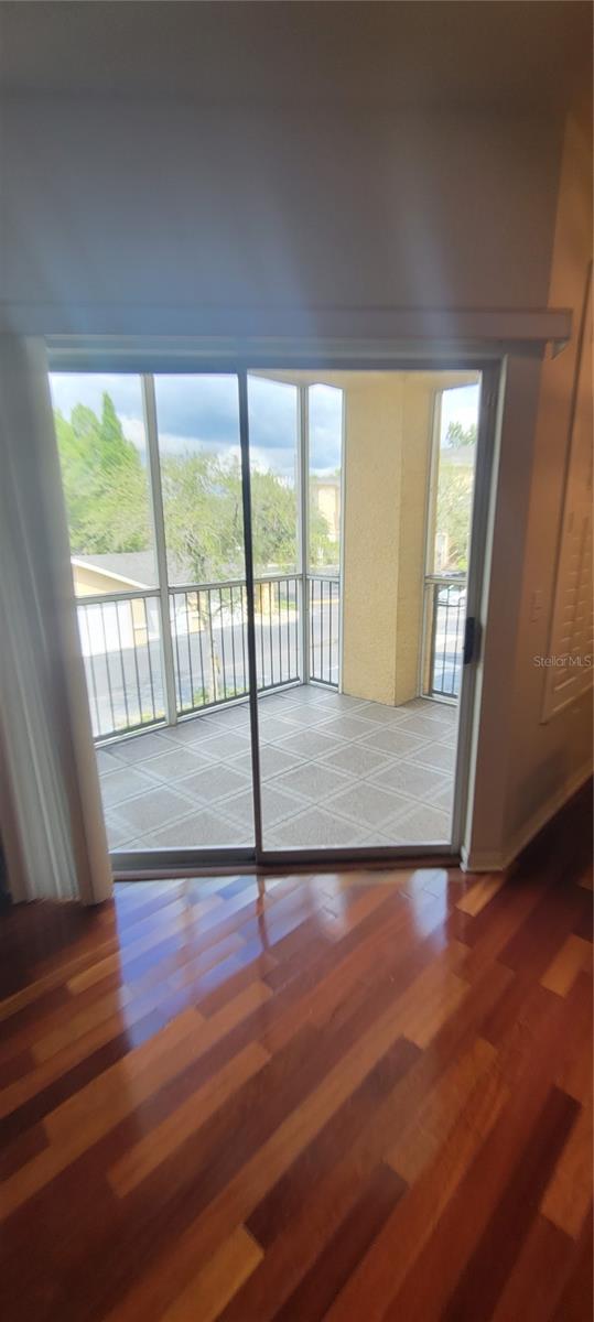 OXFORD PLACE AT TAMPA PALMS A - Residential