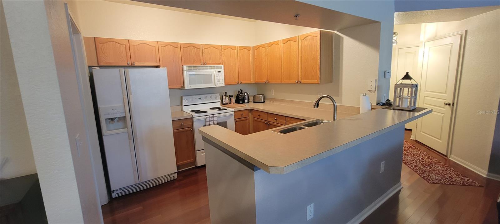 OXFORD PLACE AT TAMPA PALMS A - Residential