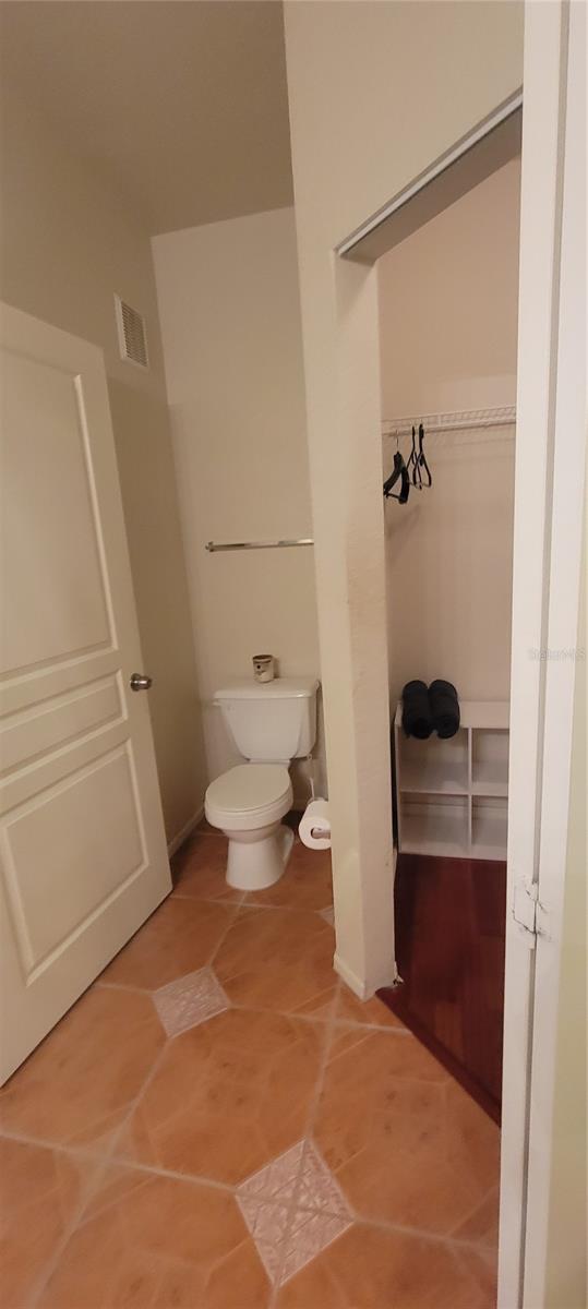 OXFORD PLACE AT TAMPA PALMS A - Residential