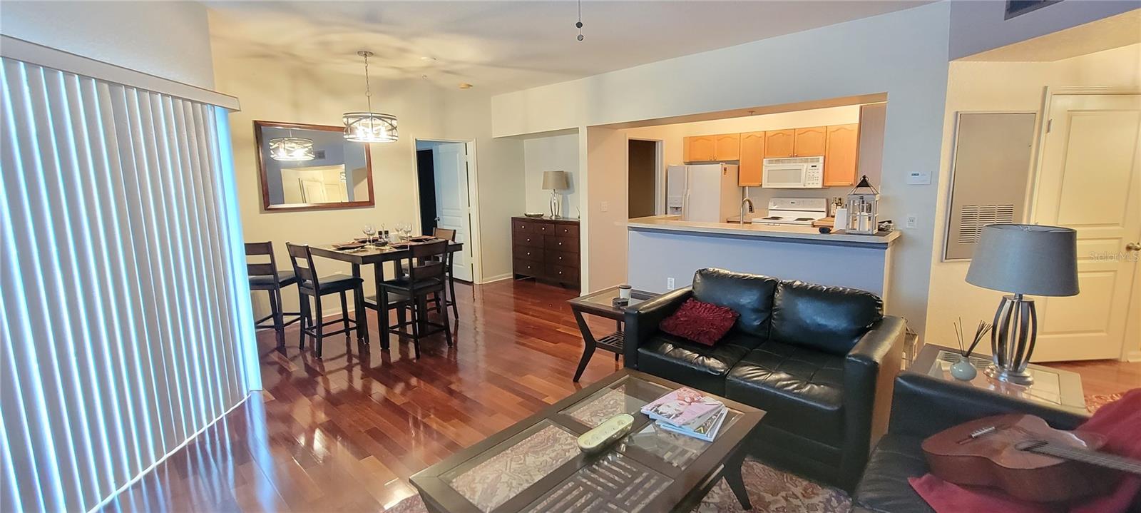 OXFORD PLACE AT TAMPA PALMS A - Residential