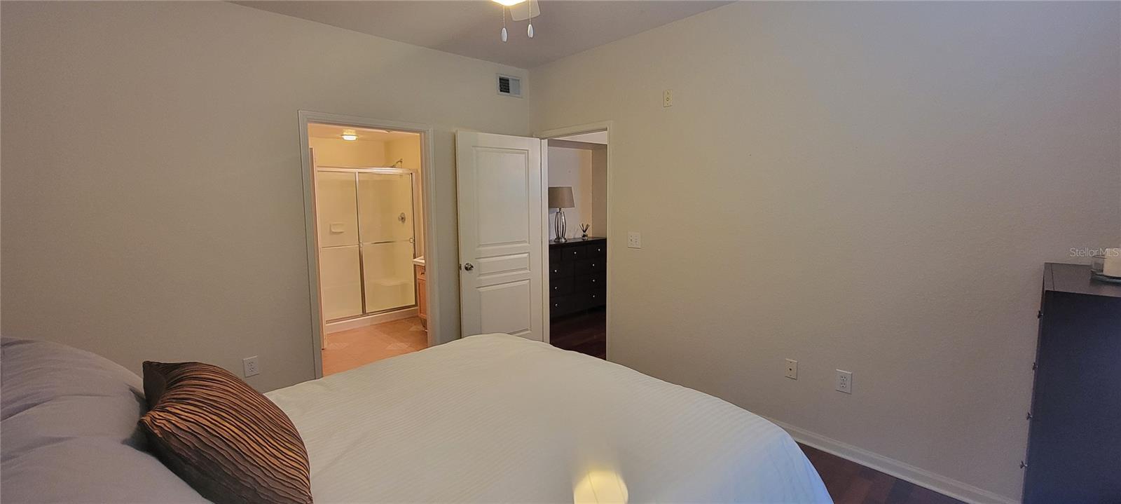 OXFORD PLACE AT TAMPA PALMS A - Residential