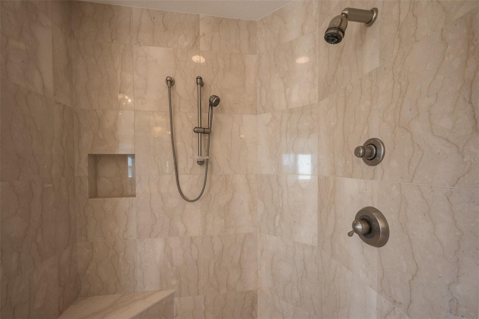 ORCHID BEACH CLUB RESIDENCES - Residential