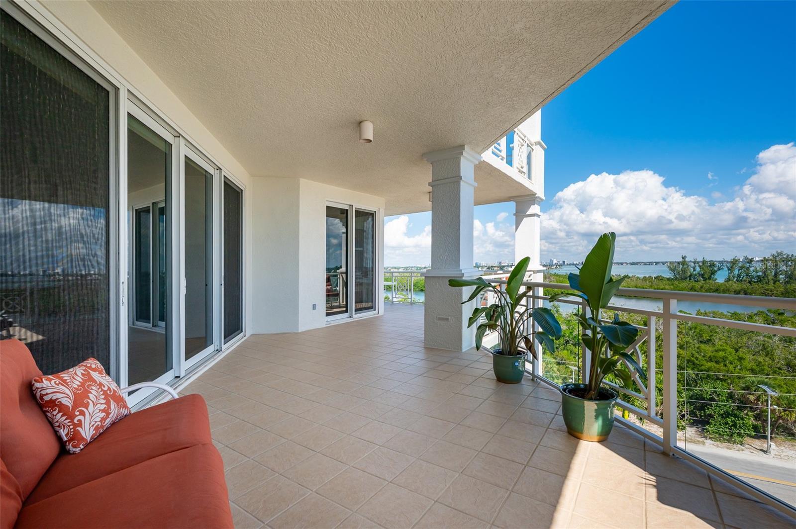 ORCHID BEACH CLUB RESIDENCES - Residential