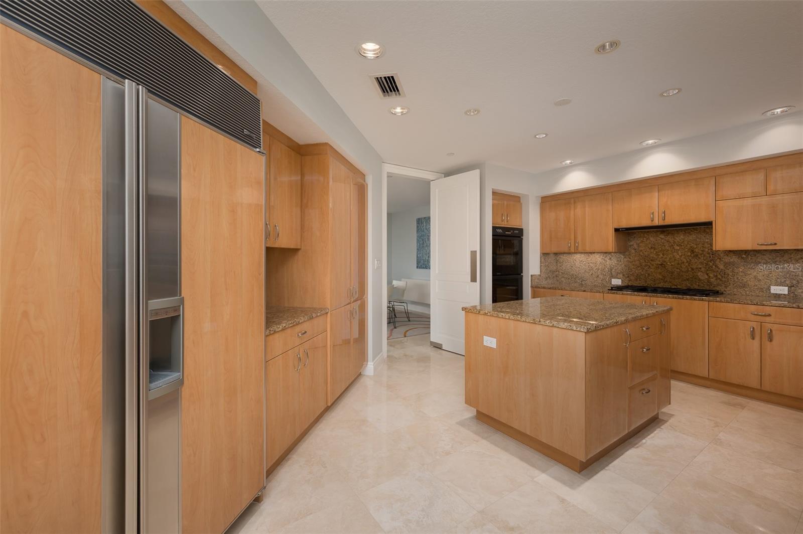 ORCHID BEACH CLUB RESIDENCES - Residential