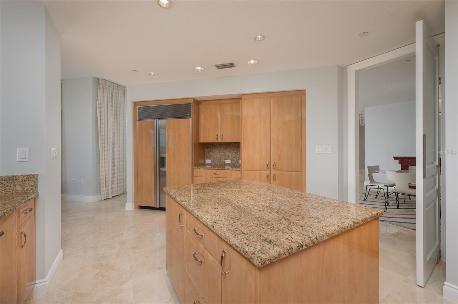 ORCHID BEACH CLUB RESIDENCES - Residential