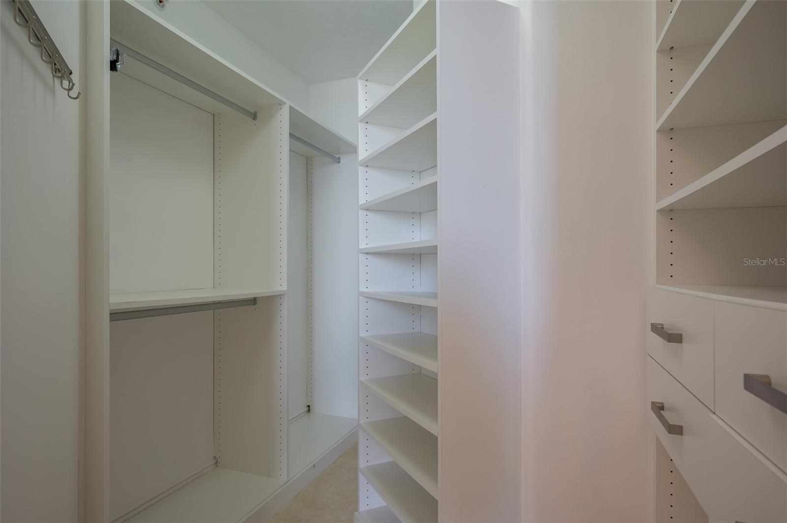 ORCHID BEACH CLUB RESIDENCES - Residential